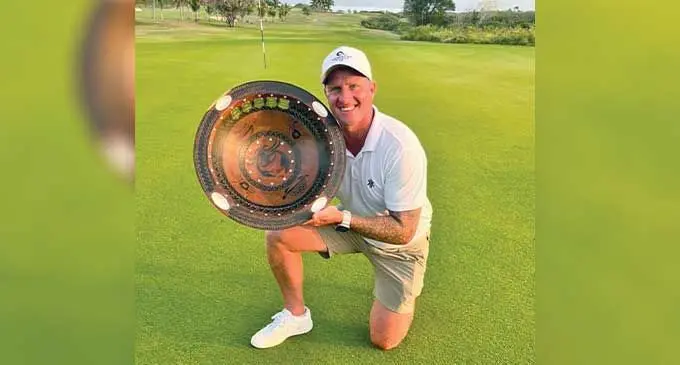 Stephen Swanepoel was crowned the amateur winner. PHOTO: Waisea Nasokia