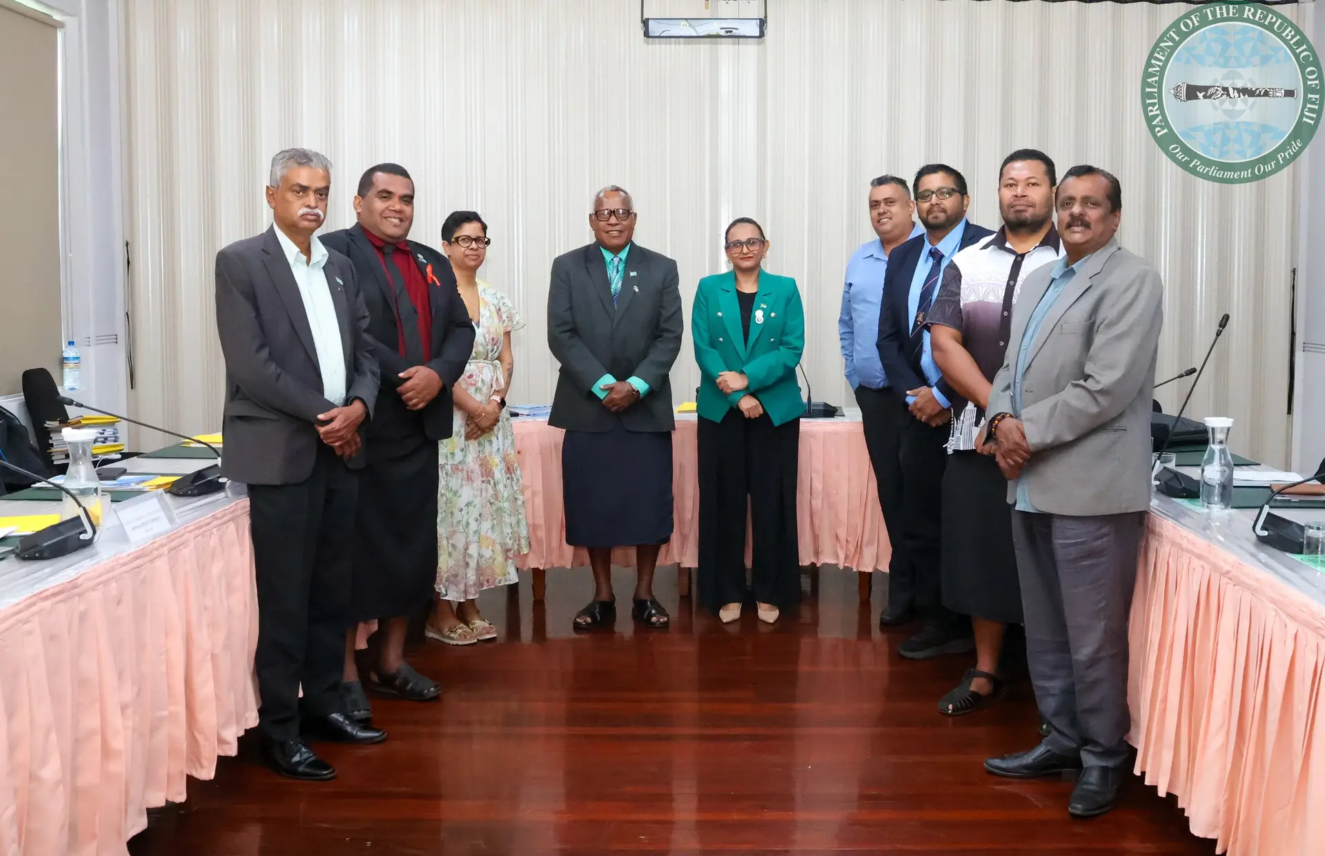  Member of the Standing Committee on Social Affairs with representatives from the Ministry of Local Government in Parliament on May 14, 2026.