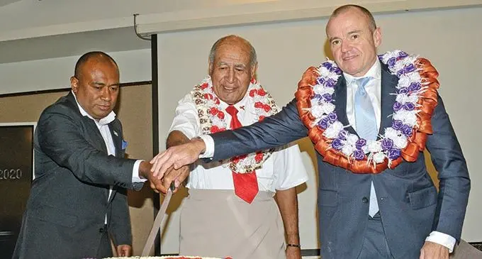 From left, Minister for Health and Medical Services Dr Ifereimi Waqainabete, Speaker of Parliament Ratu Epeli Nailatikau and the Australian High Commissioner to Fiji John Feakes cutting the cake at the Training of Trainers for Fiji Family Planning and World AIDS Day at Holiday Inn Suva on December 1, 2020. Photo: Ronald Kumar 
