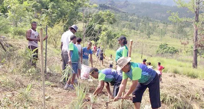 Ministry officials with students at the agro-forestry site at Ratu Saimoni Raseru Memorial School in Lautoka.   Photo: Ministry of Forests