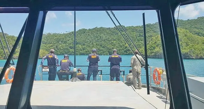 Republic of Fiji Military Forces, Naval Division with Inshore Fisheries Dept (Ministry of Fisheries), Fiji Revenue Customs Service and Fiji Police Force- Transnational Crime Unit onboard the Republic of Fiji Navy Ship Savenaca. Republic of the Fiji Military Forces, Naval Division during the operation. Photos: Republic of Fiji Military Forces, Naval Division