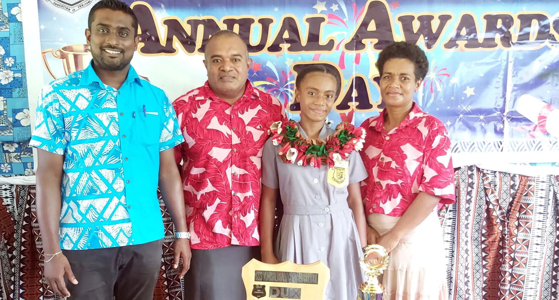 From Left: Vunisalusalu Central School head teacher Ravinesh Lal, Iowani Ledua with his daughter Maca Loaloa and wife Ilisapeci Matavura during the prize giving on December 10, 2020. Photo: Vunisalusalu Central School