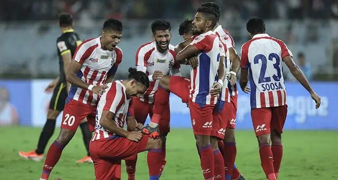 Roy Krishna lavished by teammates after scoring second goal against Hyderabad in the Indian Super League at Salt Lake Stadium in Kolkata, India on October 26, 2019. Photo: Sportzpics