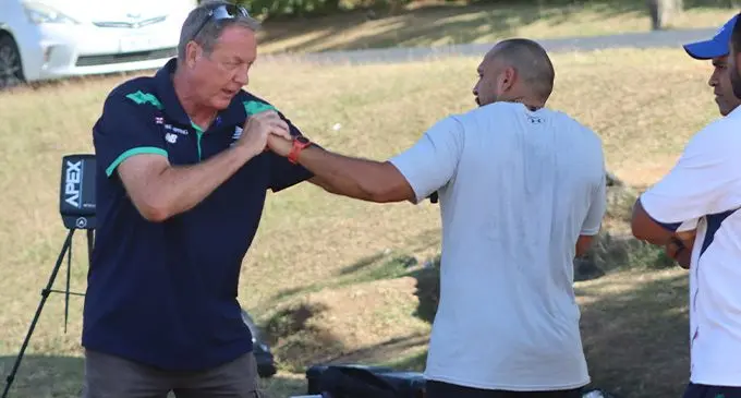 Fijian Drua head coach Mick Byrne shows how it’s done during his session with strength and conditioning coaches in Nadi on August 5, 2022. Photo: FRU Media