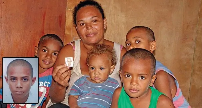 Family members of the late Josefa Raburau. From left: Temese Koro, Nancy Koro (Aunty) holding a picture of Josefa, Ilaisa Koro, Seaki Koro with young baby Josefa Raburau at their family home at Nuku road, Nausori, on July 7, 2019.  Inset: The late Josefa Raburau. Photo: Simione Haravanua